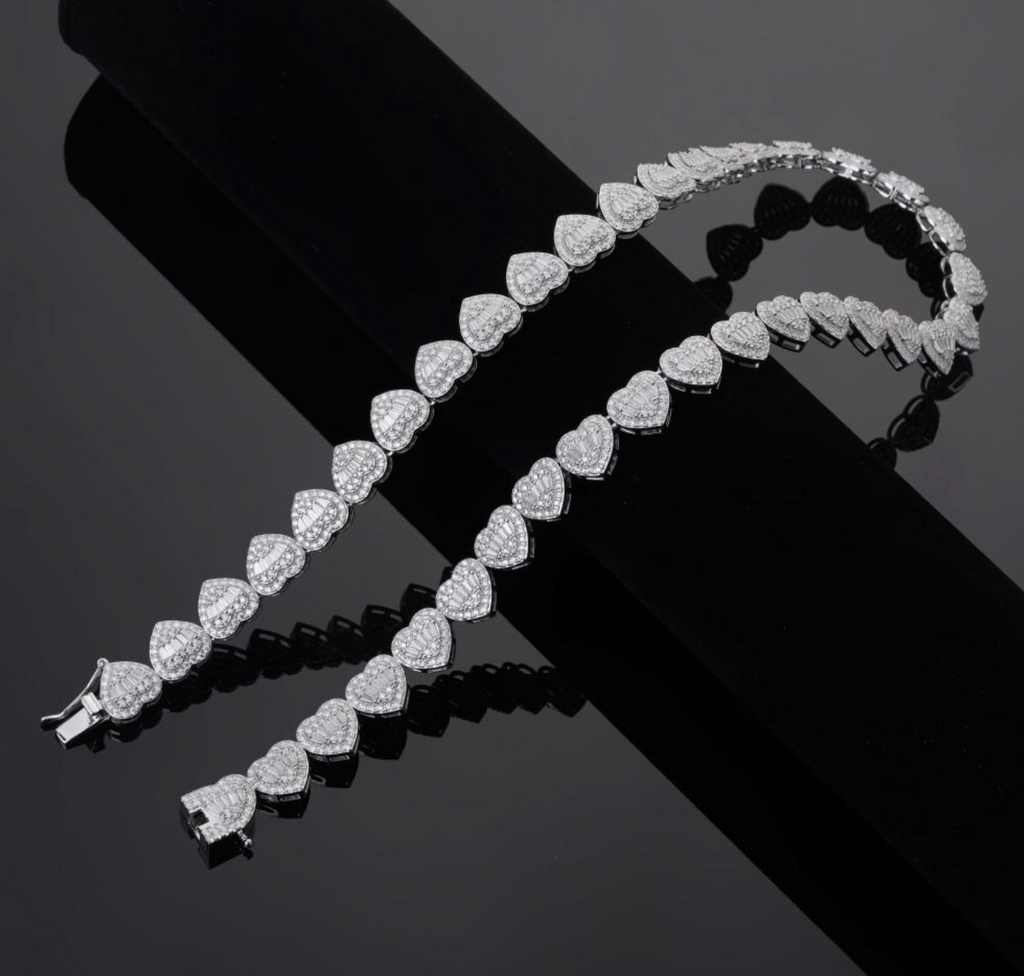 Valentina™ — Luxe Heart Statement Necklace