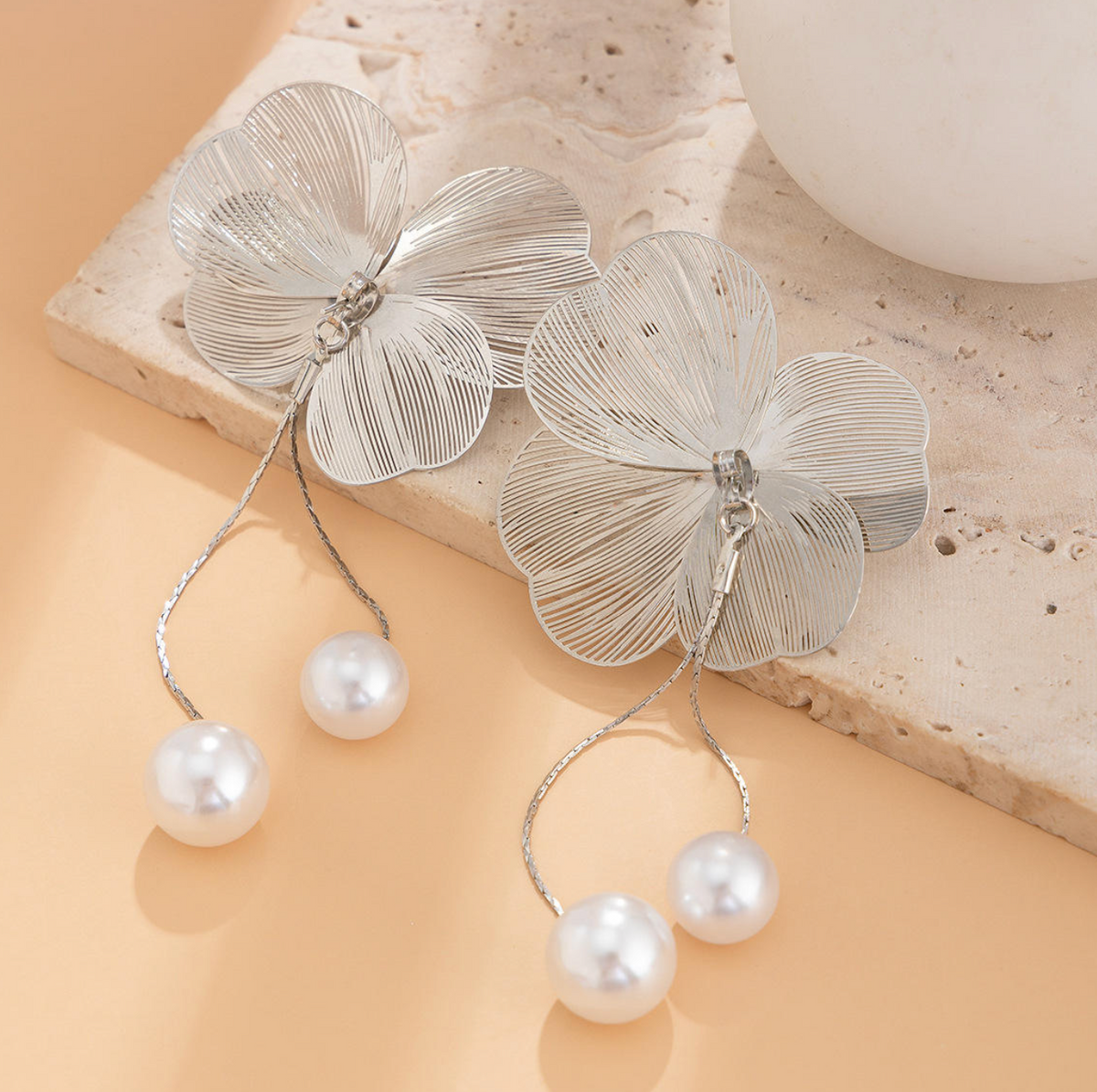 Ginkgo™ Metallic Leaf Earrings